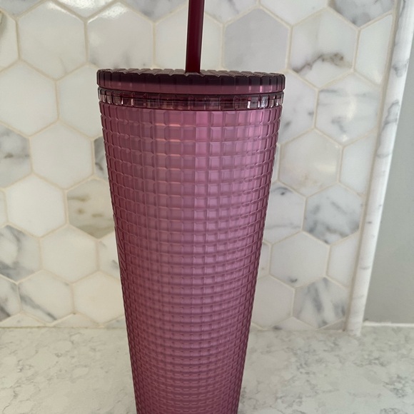 🎅 2/$30 Starbucks Fall 2023 Maroon Wine Soft Touch Grid 24oz Tumbler - Picture 2 of 7